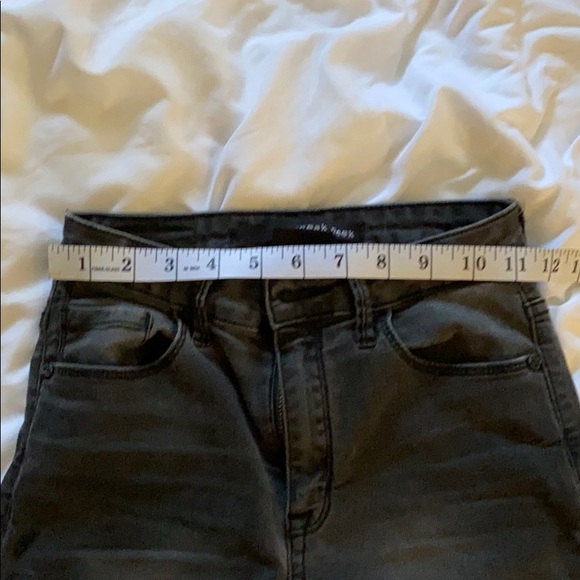 Gray High Waisted Jeans - Picture 5 of 6